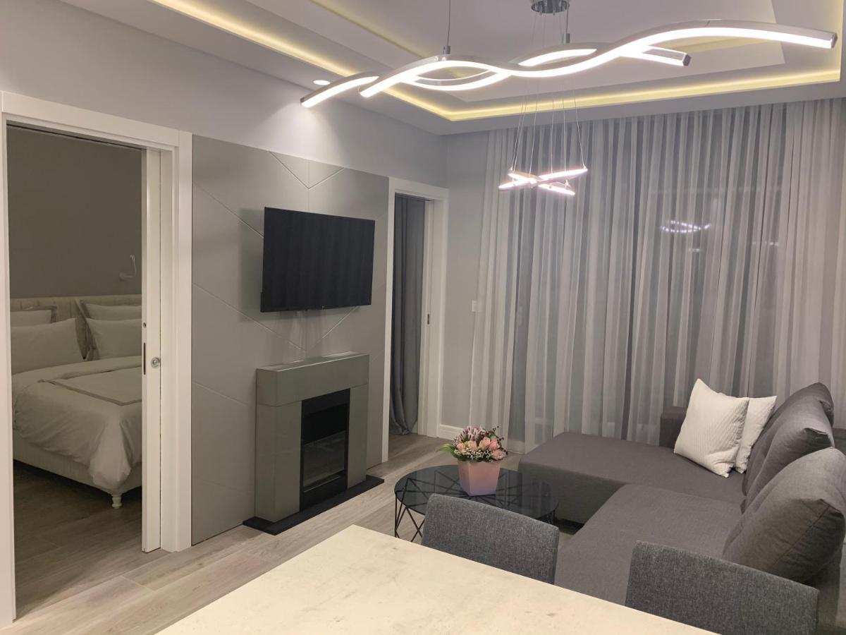 Pupin Palace Apartments Novi Sad Extérieur photo